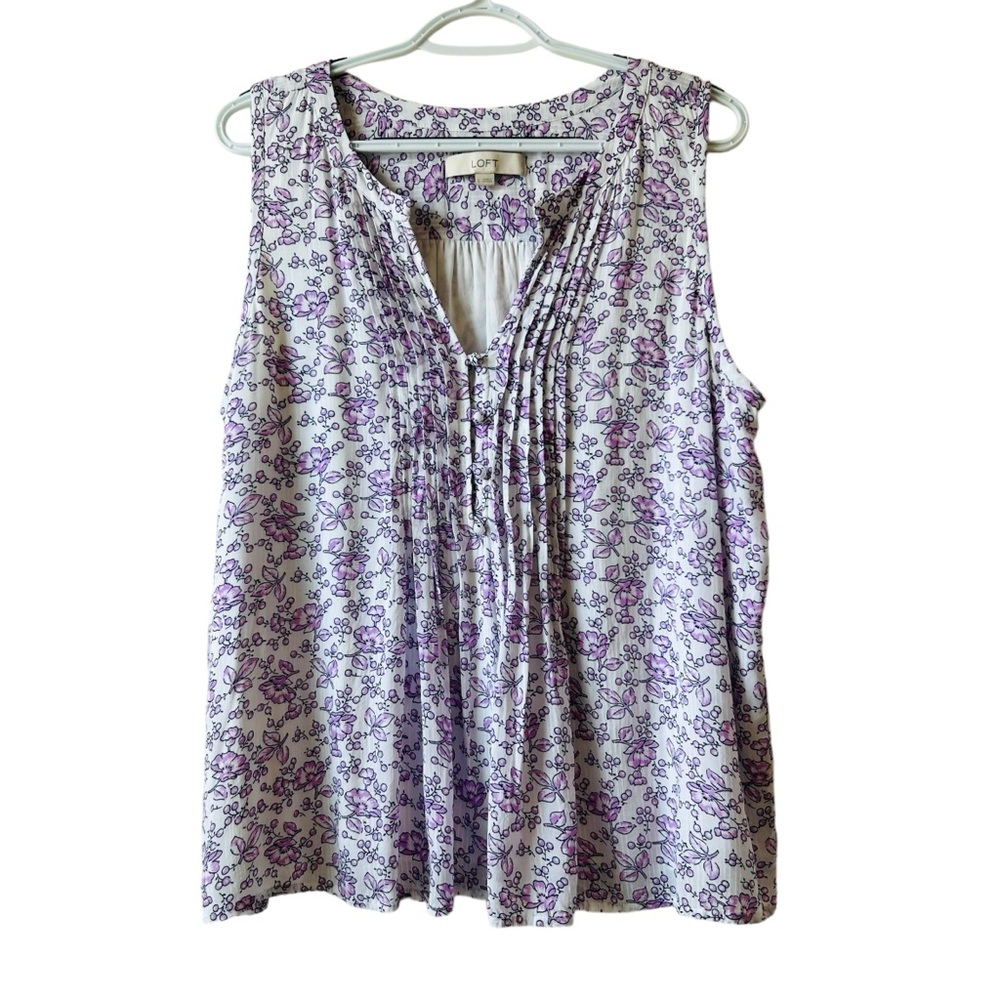 Loft Sleeveless Blouse Womens L Lavender Floral Soft Casual Summer Relaxed Top
